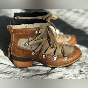 Merrell Shiloh II 7.5 tan winter boots 38